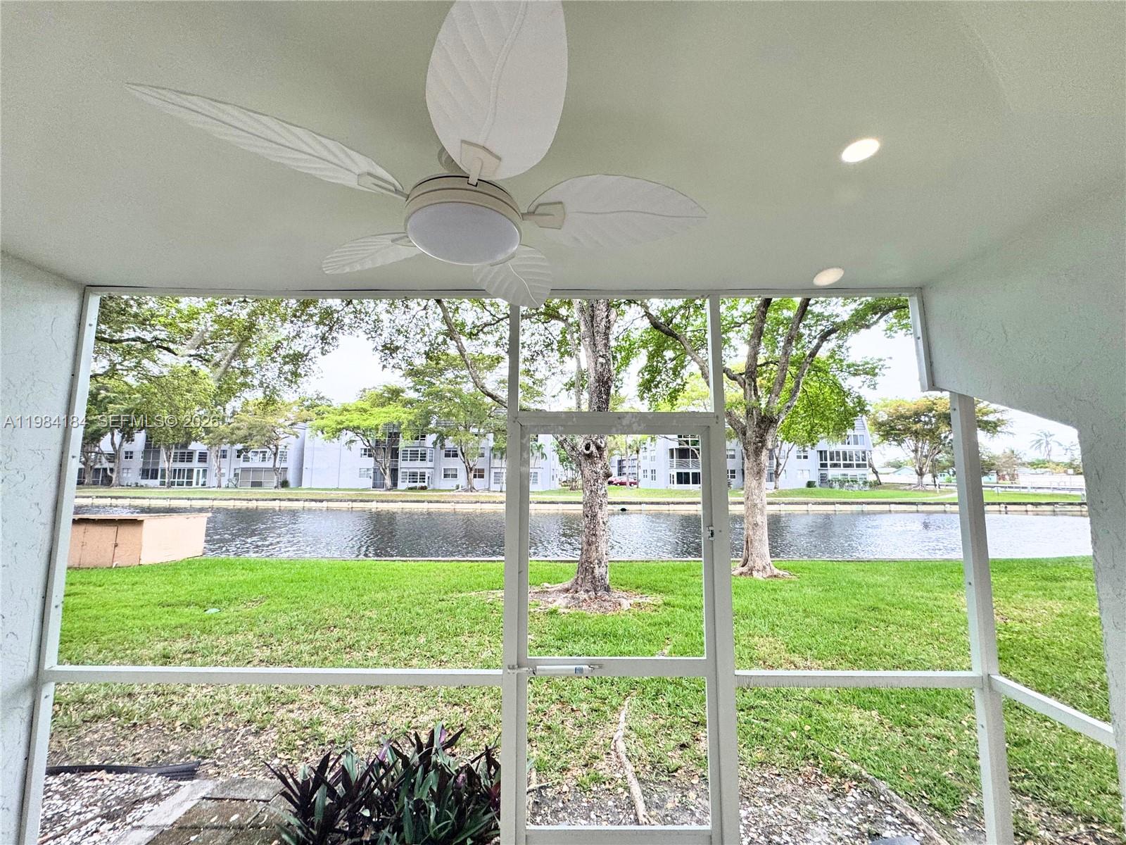 GREENS CONDO APTS PHASE I - Residential