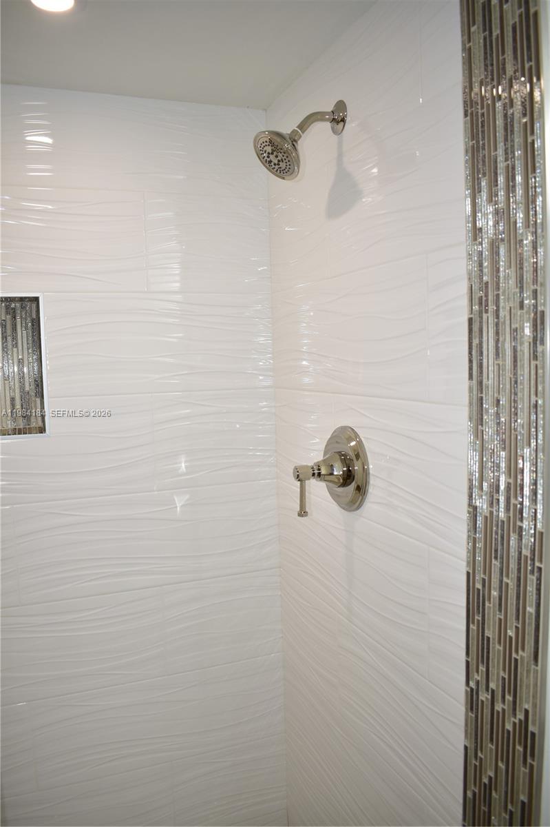 GREENS CONDO APTS PHASE I - Residential