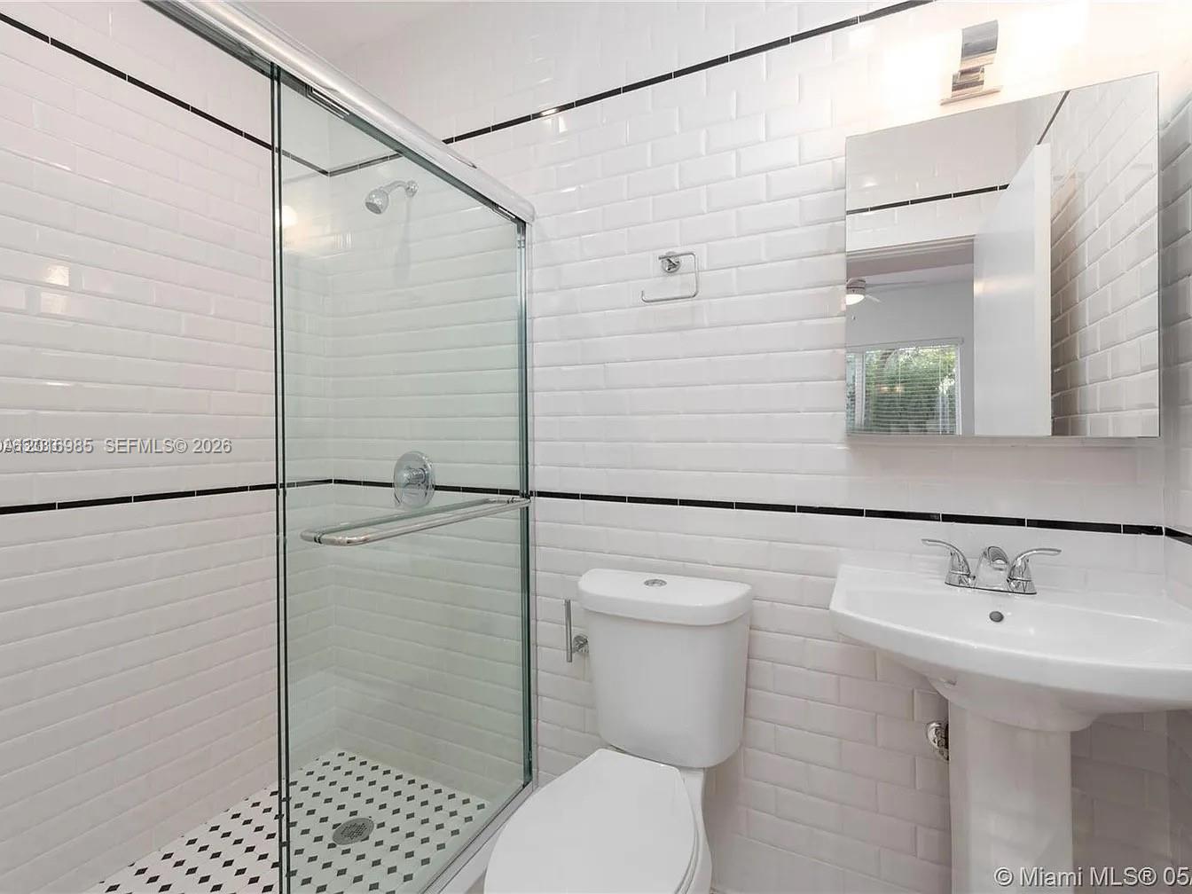 COCO GVE PK 2 AMD - Residential Lease