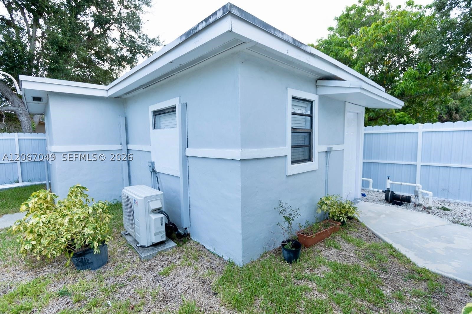 20760 NW 37th Ct 2