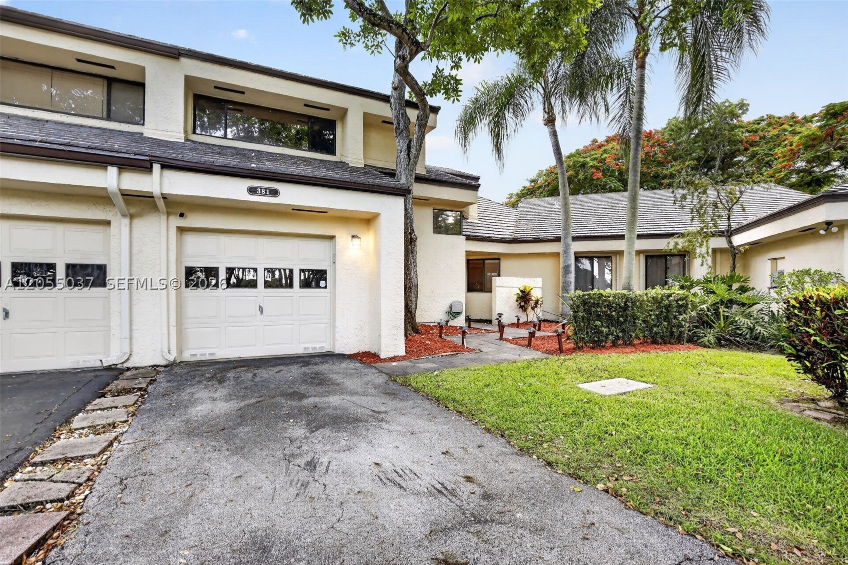 381 NW 94th Ter, Plantation FL 33324