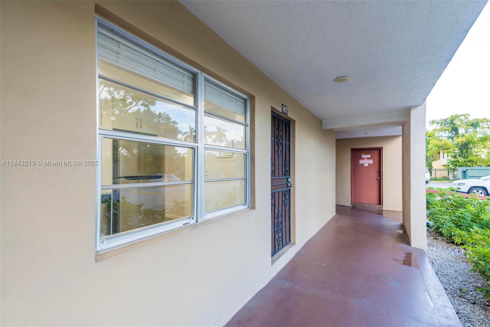 CYPRESS CHASE CONDO NO 8 - Residential