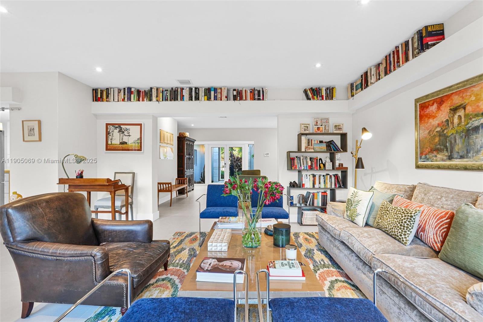 TROPICAL ISLE HOMES SUB 4 - Residential Lease