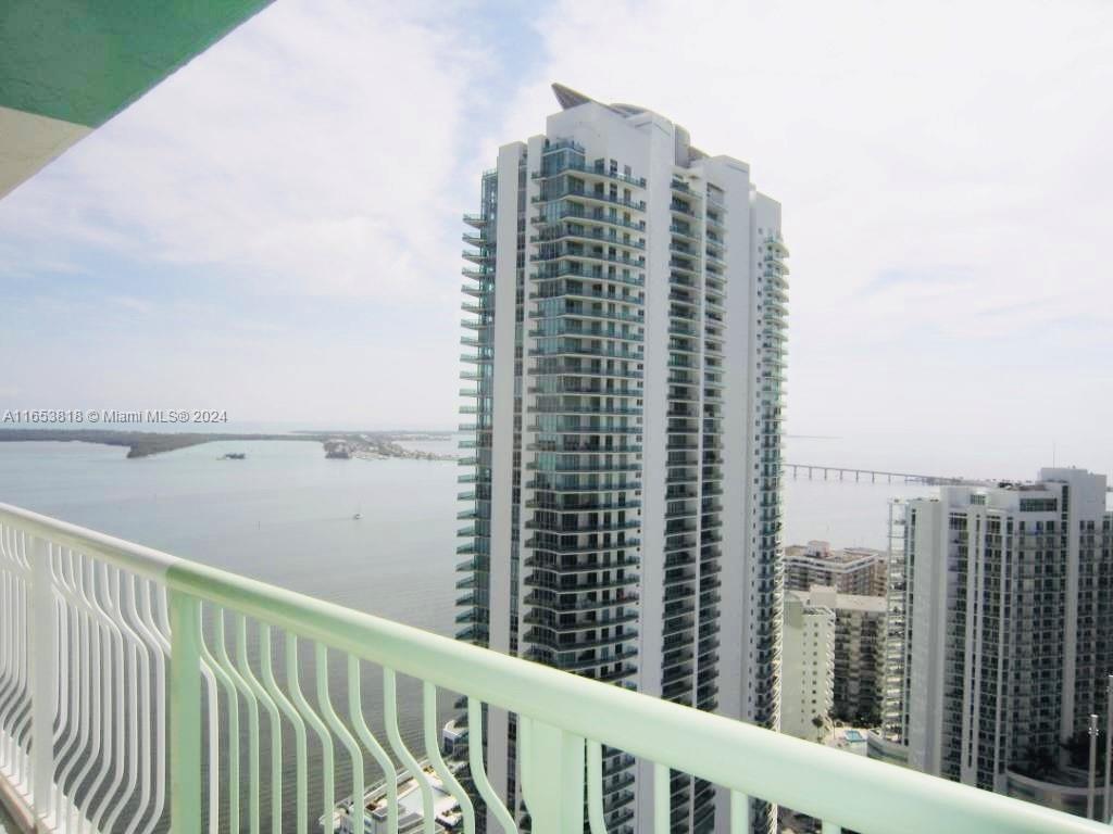 Property for Sale at 1200 Brickell Bay Dr 3803, Miami, Broward County, Florida - Bedrooms: 1 
Bathrooms: 1  - $485,000