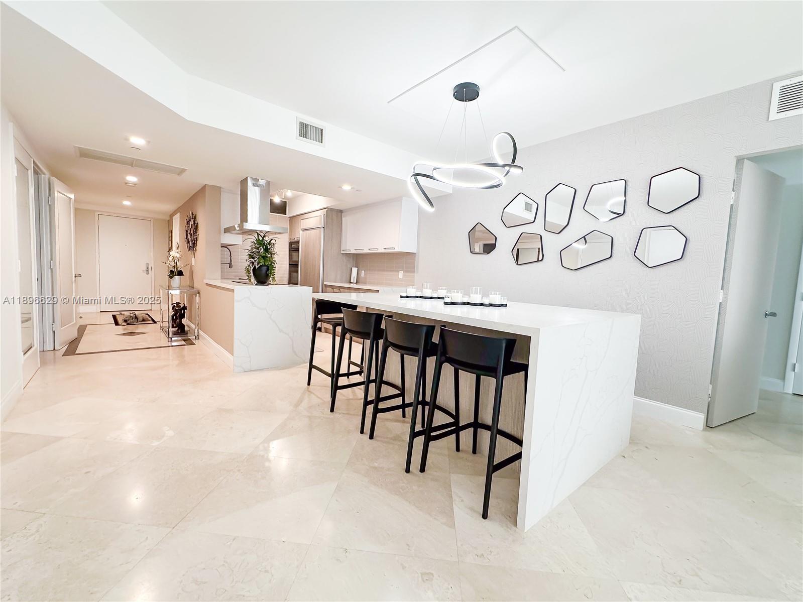 BEACH CLUB CONDO - Residential Lease