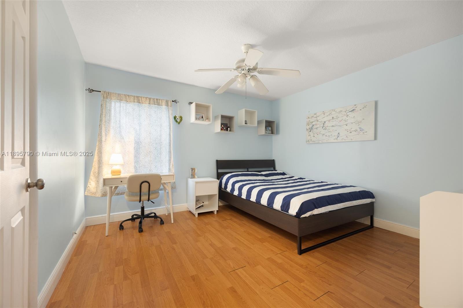 LAKES BY THE BAY SEC 4 - Residential