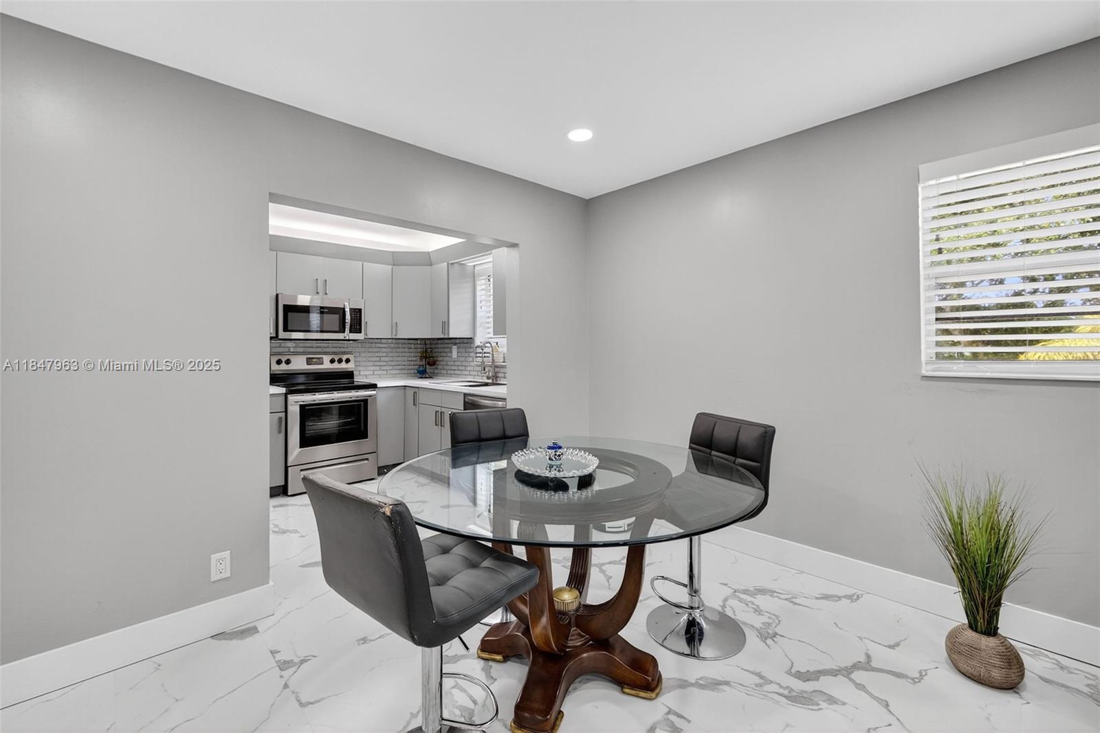 4164 NW 90th Ave 201
