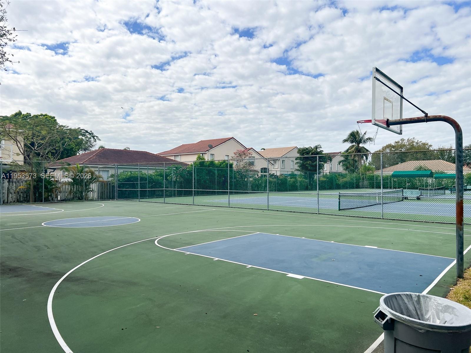 BANYAN OAKRIDGE PLAT - Residential