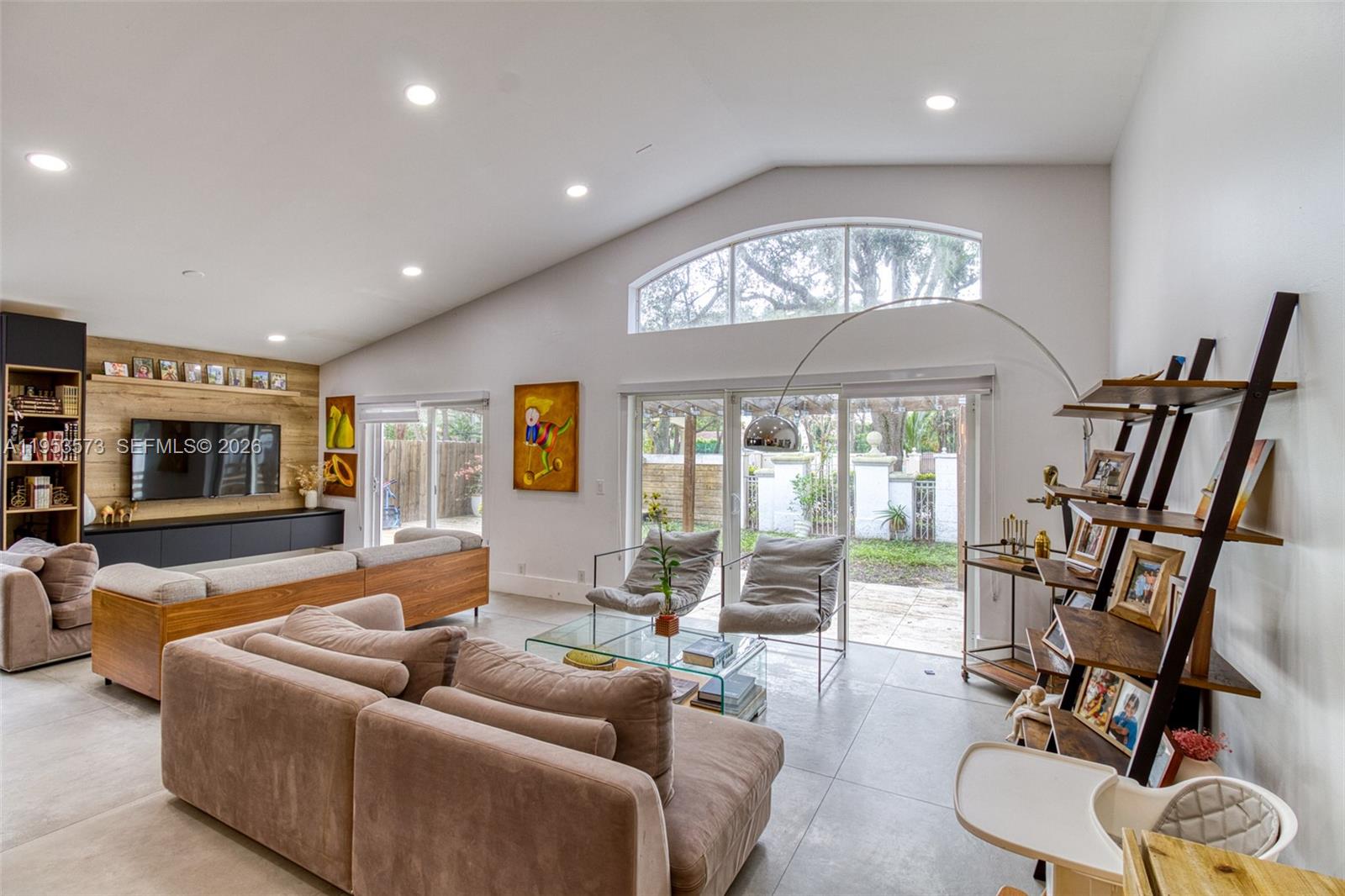 BANYAN OAKRIDGE PLAT - Residential