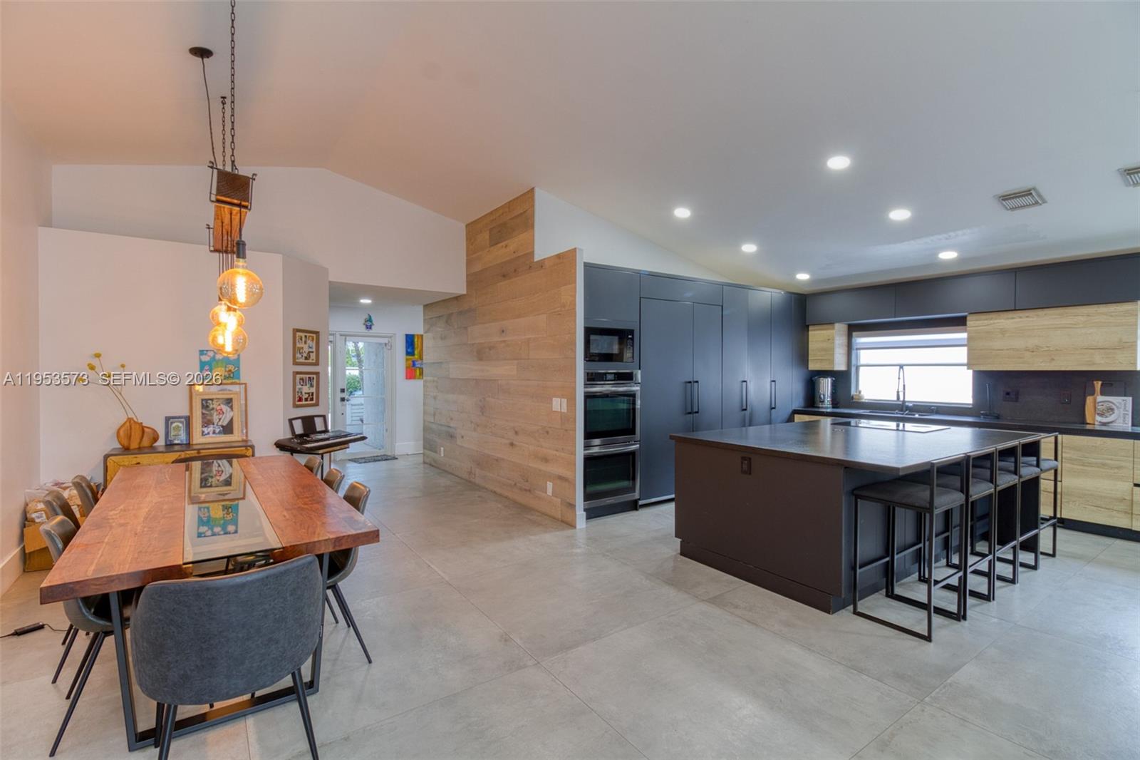 BANYAN OAKRIDGE PLAT - Residential