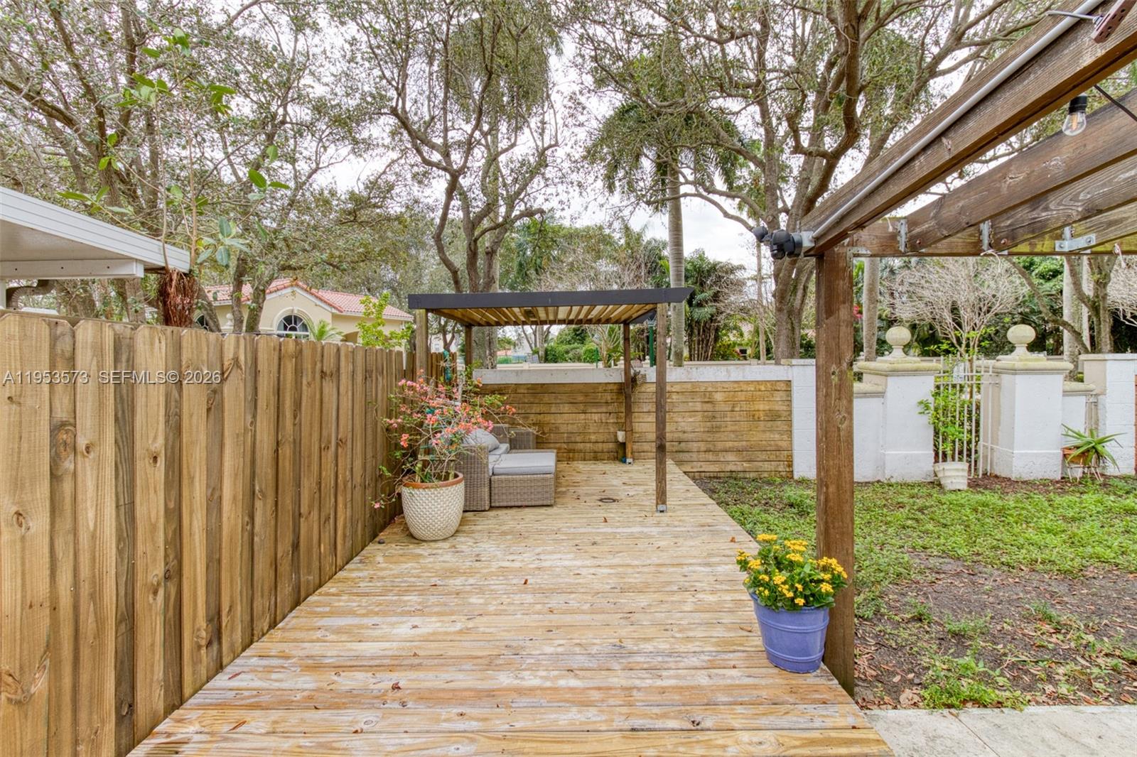 BANYAN OAKRIDGE PLAT - Residential