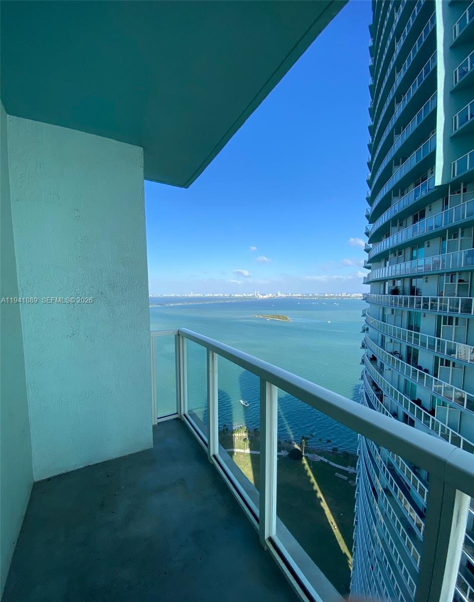 QUANTUM ON THE BAY CONDO - Residential Lease