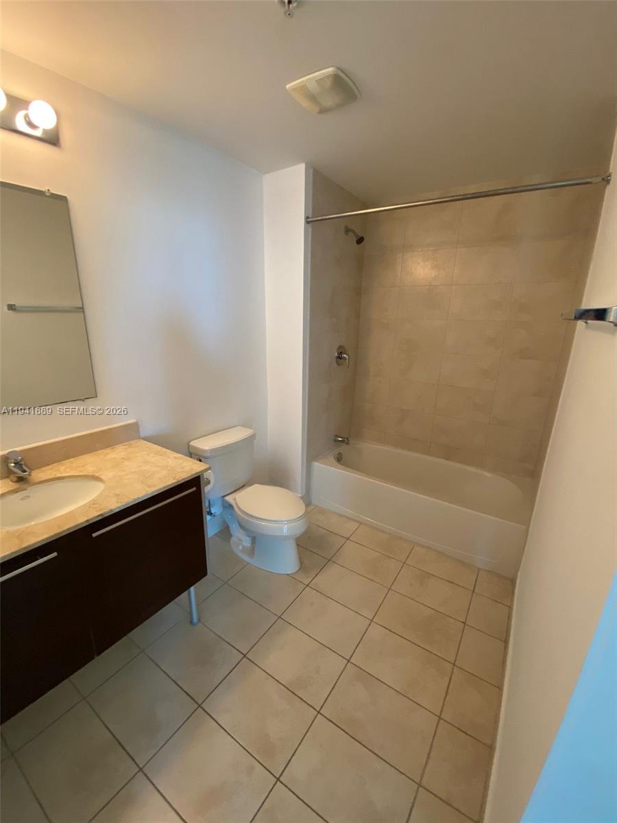 QUANTUM ON THE BAY CONDO - Residential Lease