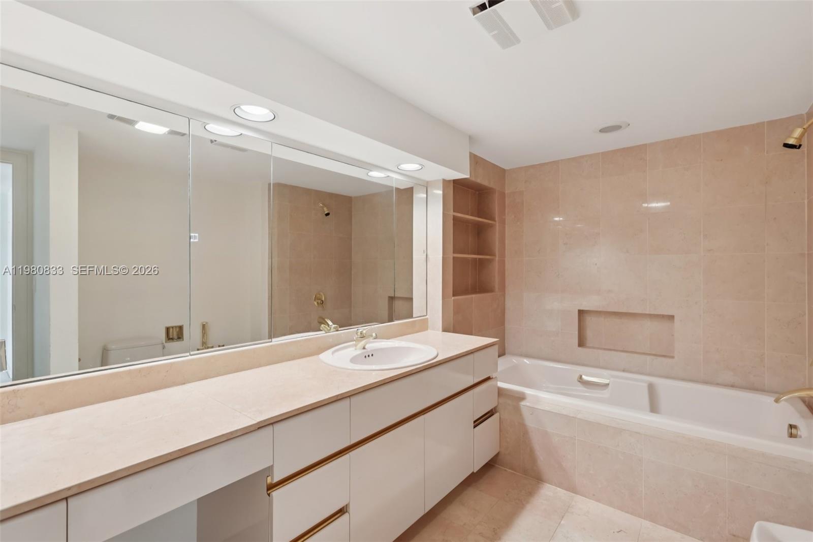 VILLA MARE CONDO - Residential