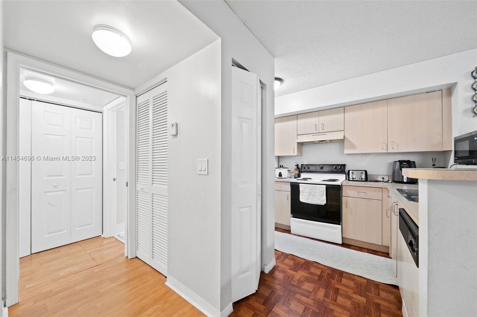 DEVONAIRE CONDO AT PEMBRO - Residential