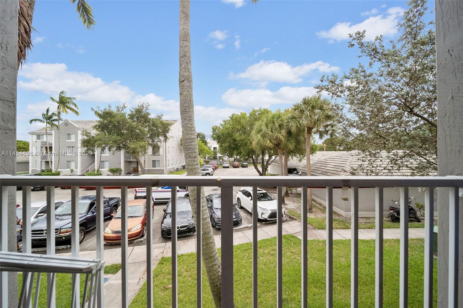 DEVONAIRE CONDO AT PEMBRO - Residential