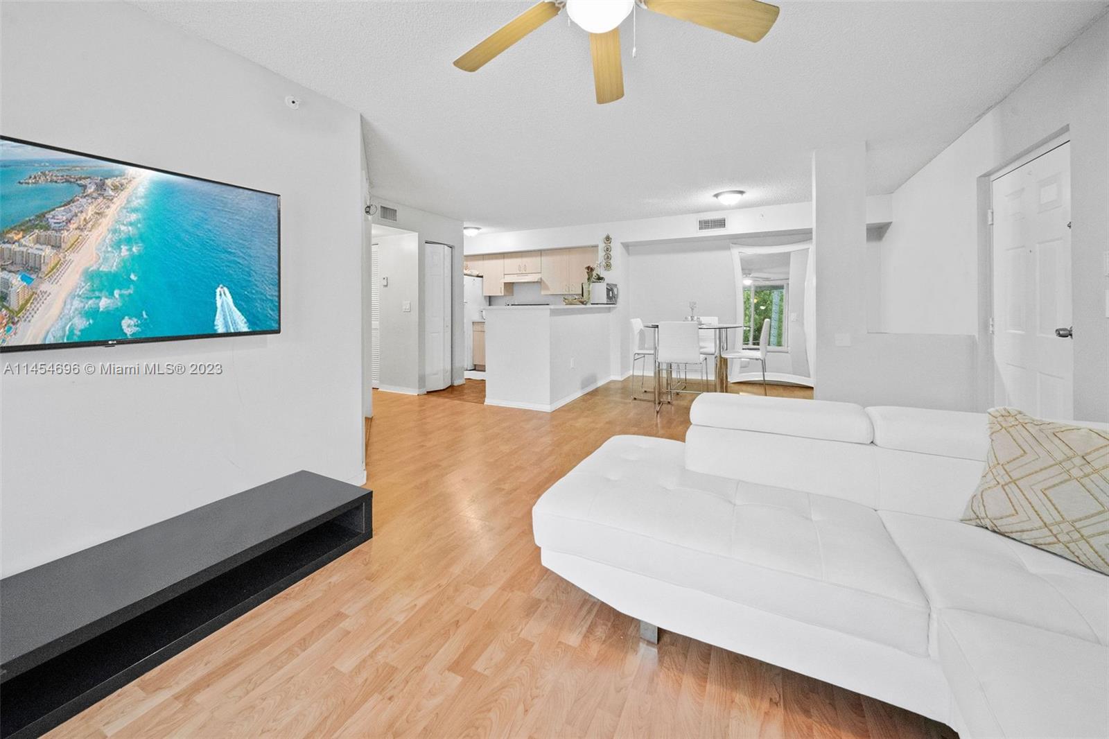 DEVONAIRE CONDO AT PEMBRO - Residential