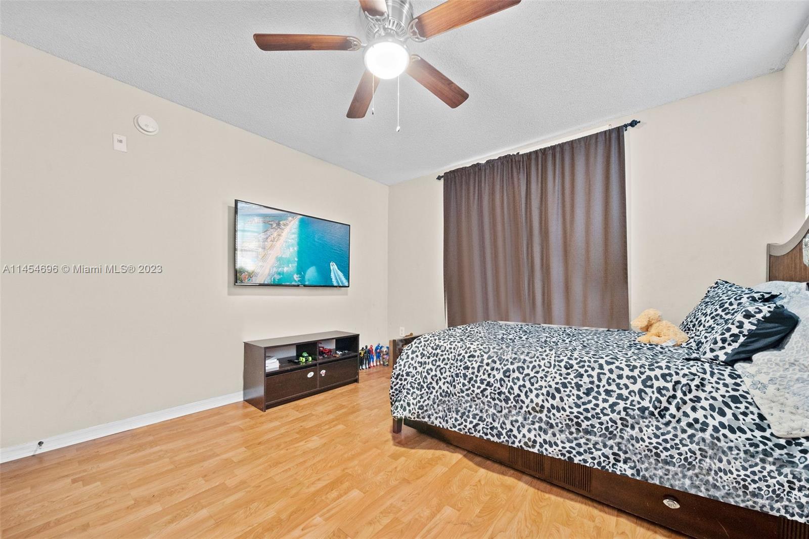 DEVONAIRE CONDO AT PEMBRO - Residential