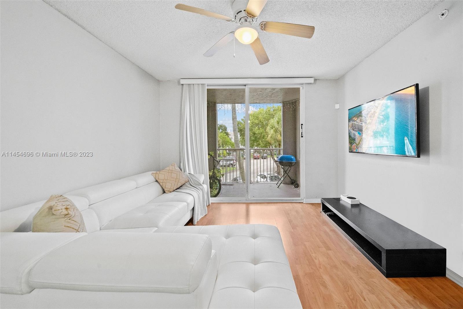 DEVONAIRE CONDO AT PEMBRO - Residential