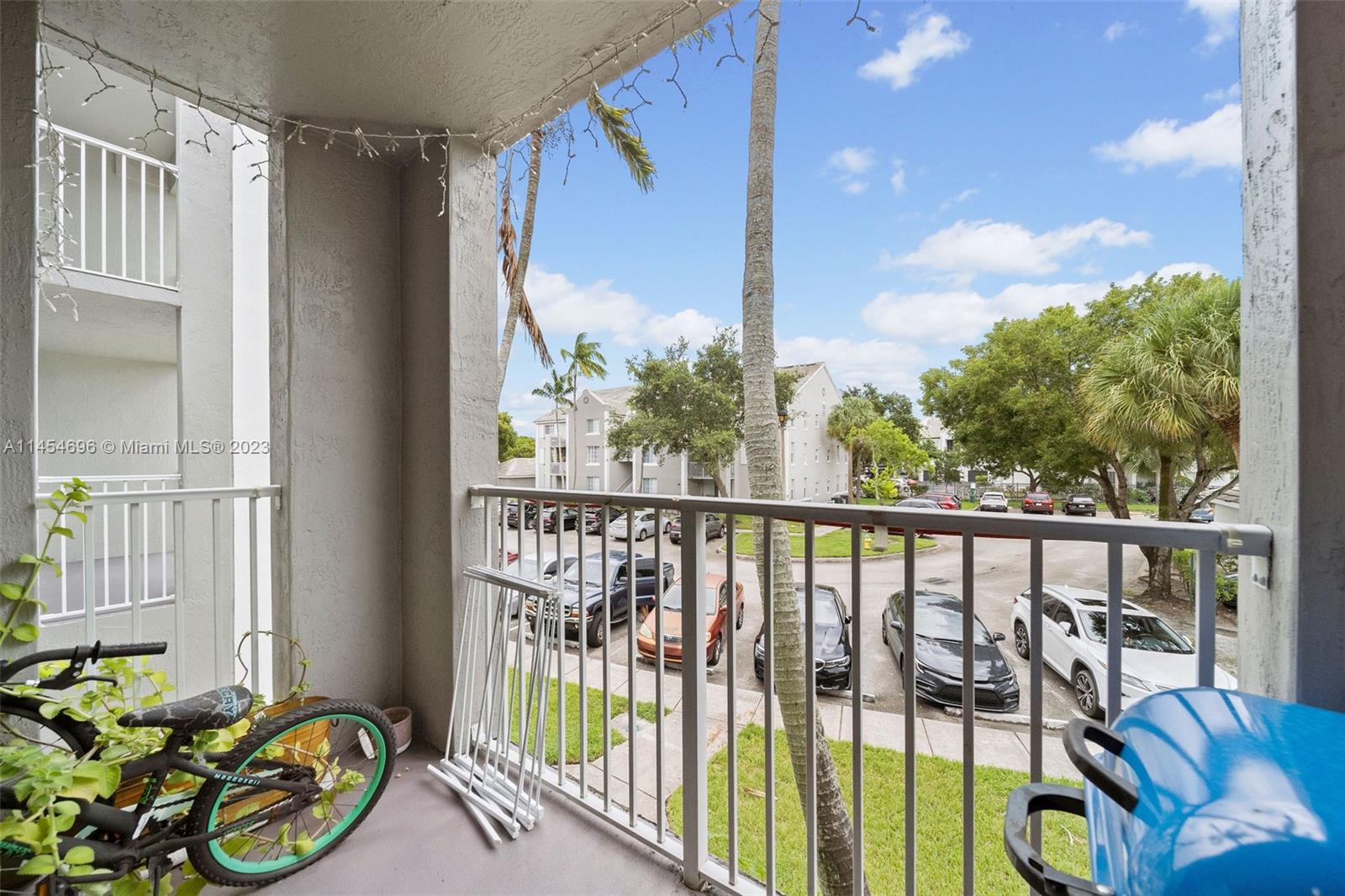 DEVONAIRE CONDO AT PEMBRO - Residential