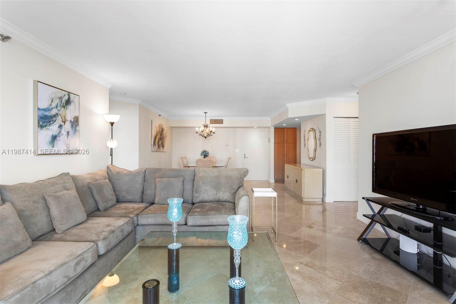 3600 Mystic Pointe Dr 1402