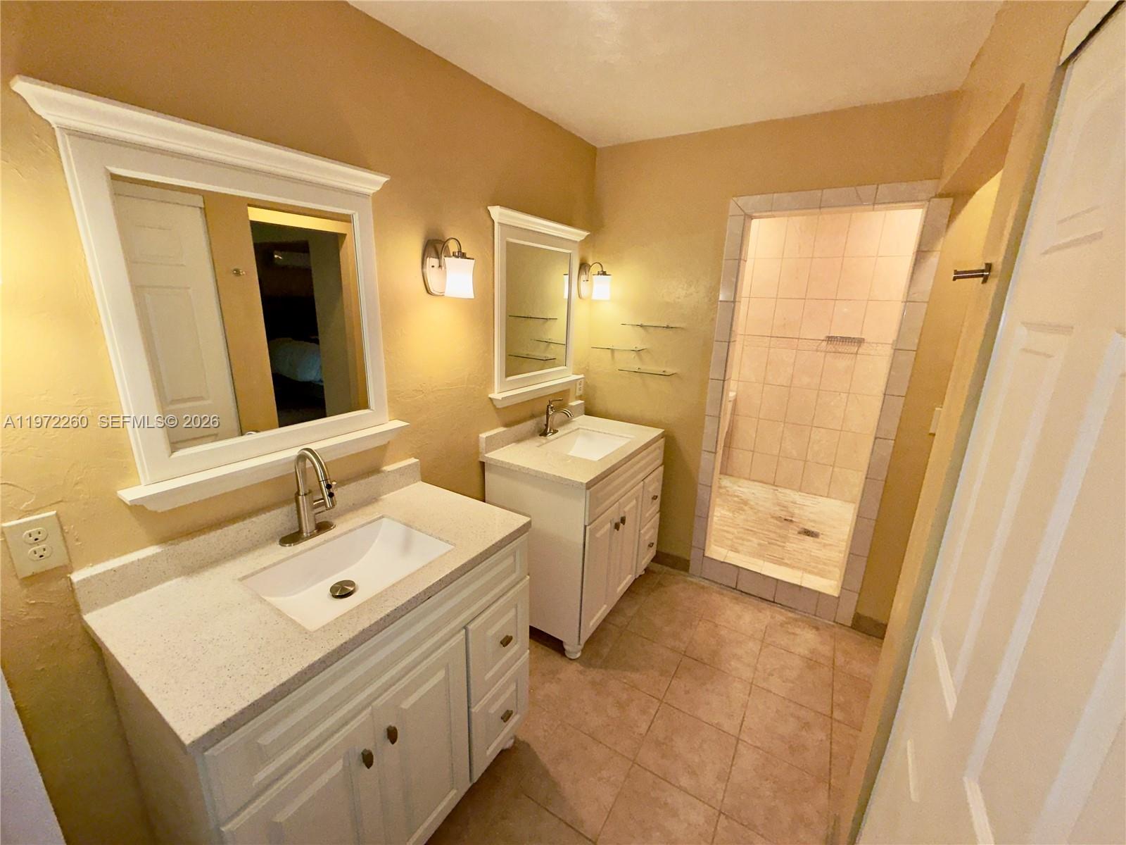 SUBURBAN HILLS - Residential