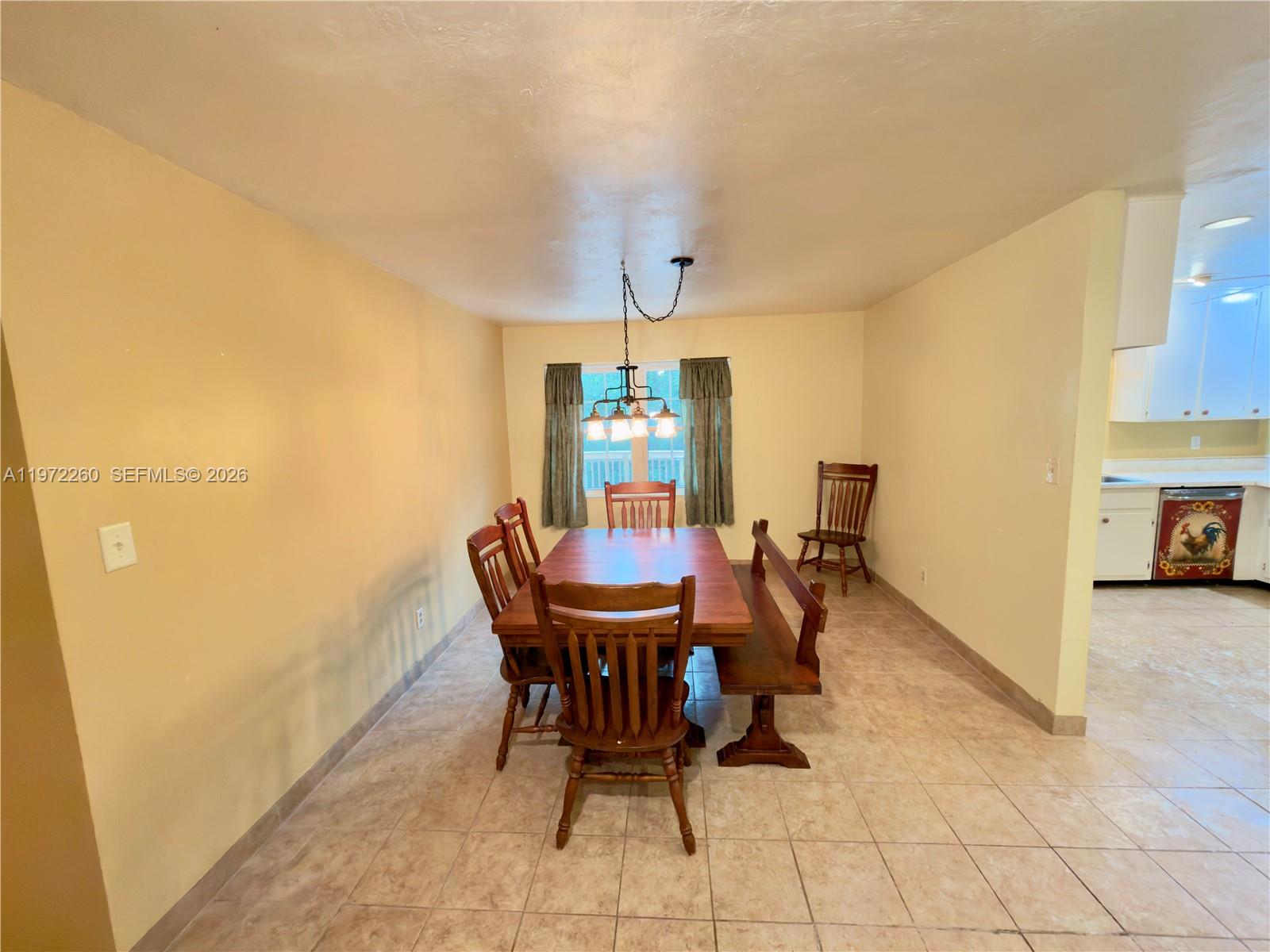 SUBURBAN HILLS - Residential