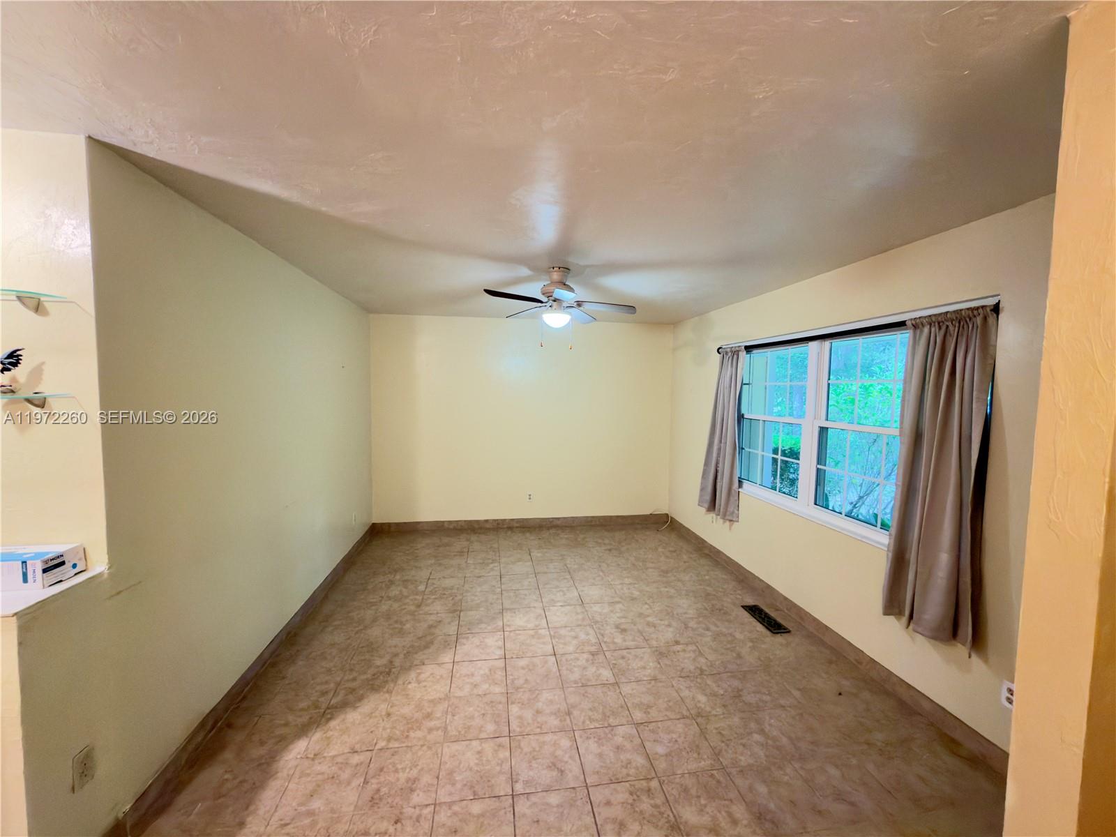 SUBURBAN HILLS - Residential