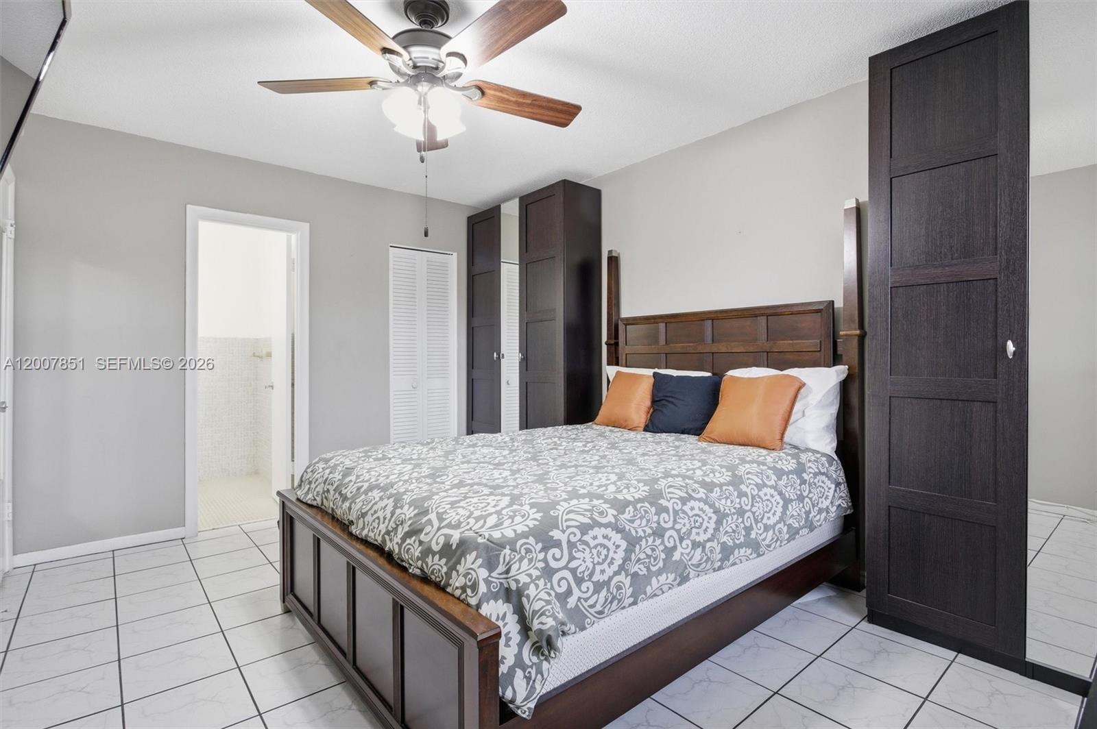 BEVERLY HILLS CONDO NUMBE - Residential