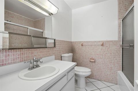 Tiny photo for 5300 Washington St #G323, Hollywood, FL 33021 (MLS # A12007851)