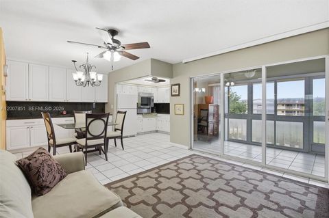 Tiny photo for 5300 Washington St #G323, Hollywood, FL 33021 (MLS # A12007851)