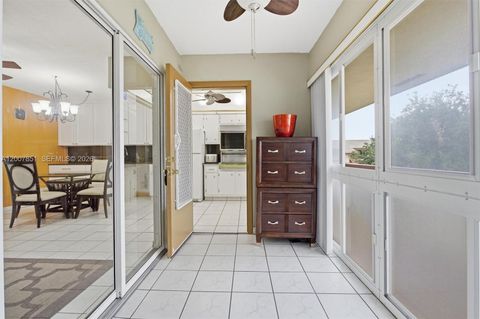 Tiny photo for 5300 Washington St #G323, Hollywood, FL 33021 (MLS # A12007851)