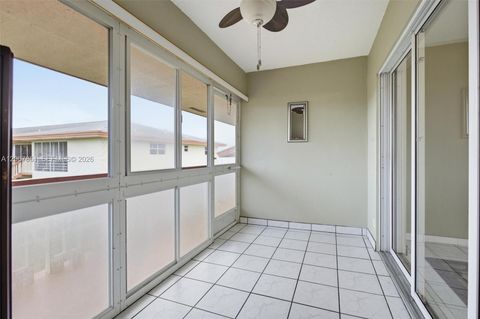 Tiny photo for 5300 Washington St #G323, Hollywood, FL 33021 (MLS # A12007851)