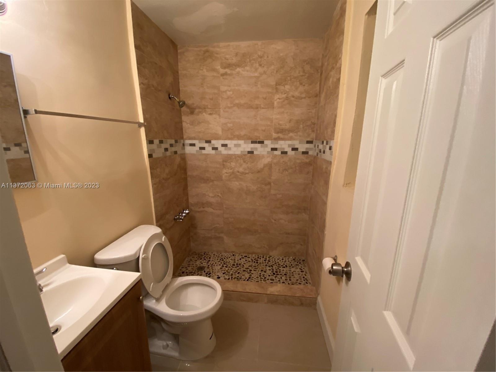 ALICE BLADWIN ET AL SUB - Residential Lease