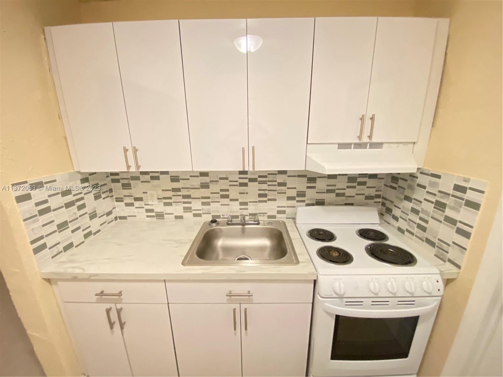 ALICE BLADWIN ET AL SUB - Residential Lease