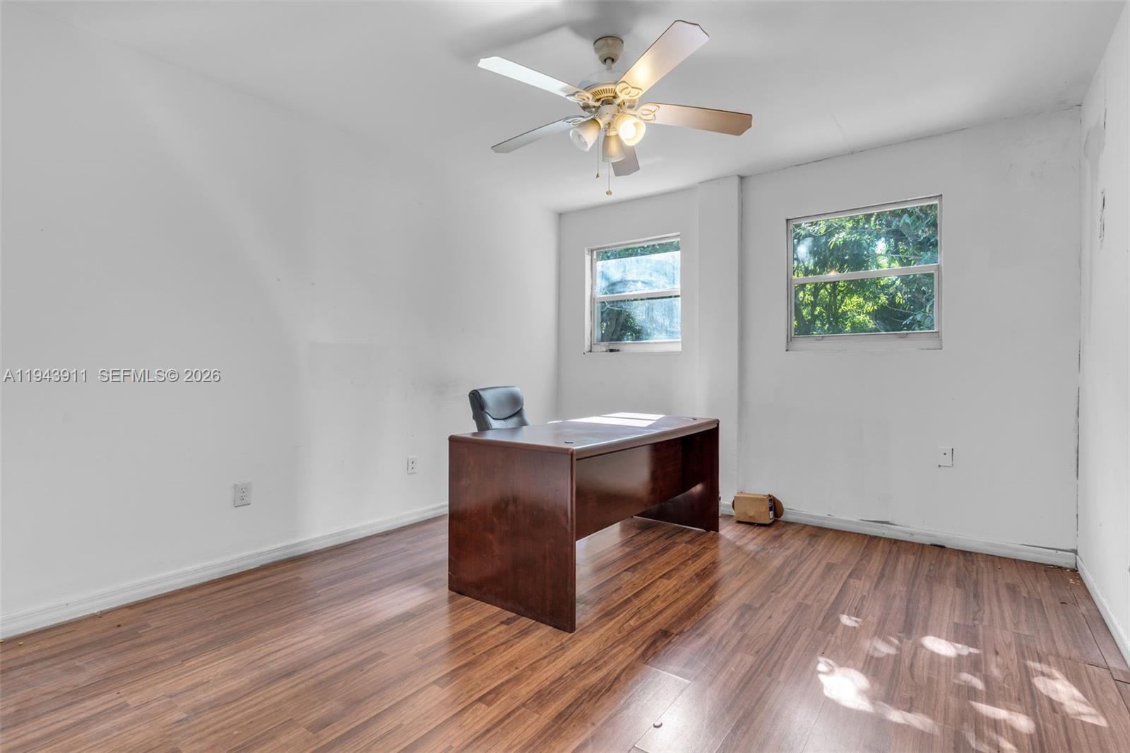 REDLAND-  RENT 10K MONTH - Land