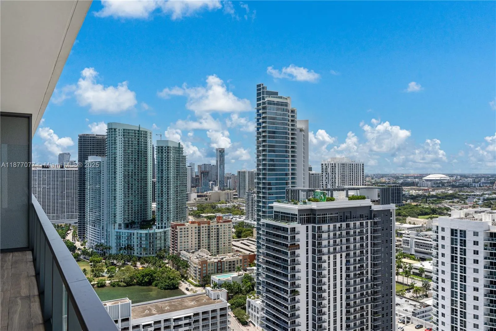 Miami, Florida 33137, United States, 4 Bedrooms Bedrooms, ,6 BathroomsBathrooms,Residential,Active,210516