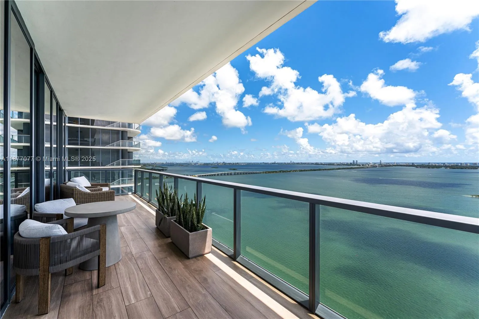 Miami, Florida 33137, United States, 4 Bedrooms Bedrooms, ,6 BathroomsBathrooms,Residential,Active,210516