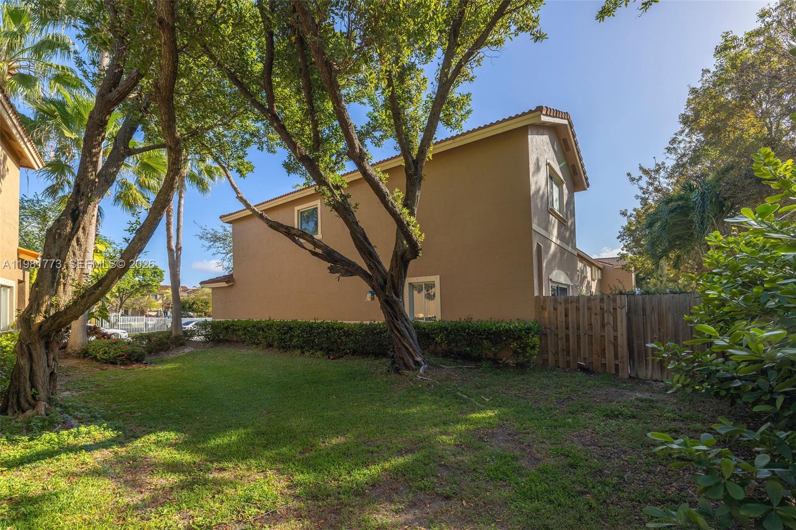 SANTA BARBARA - Residential