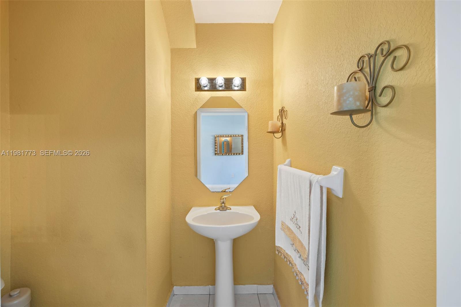 SANTA BARBARA - Residential