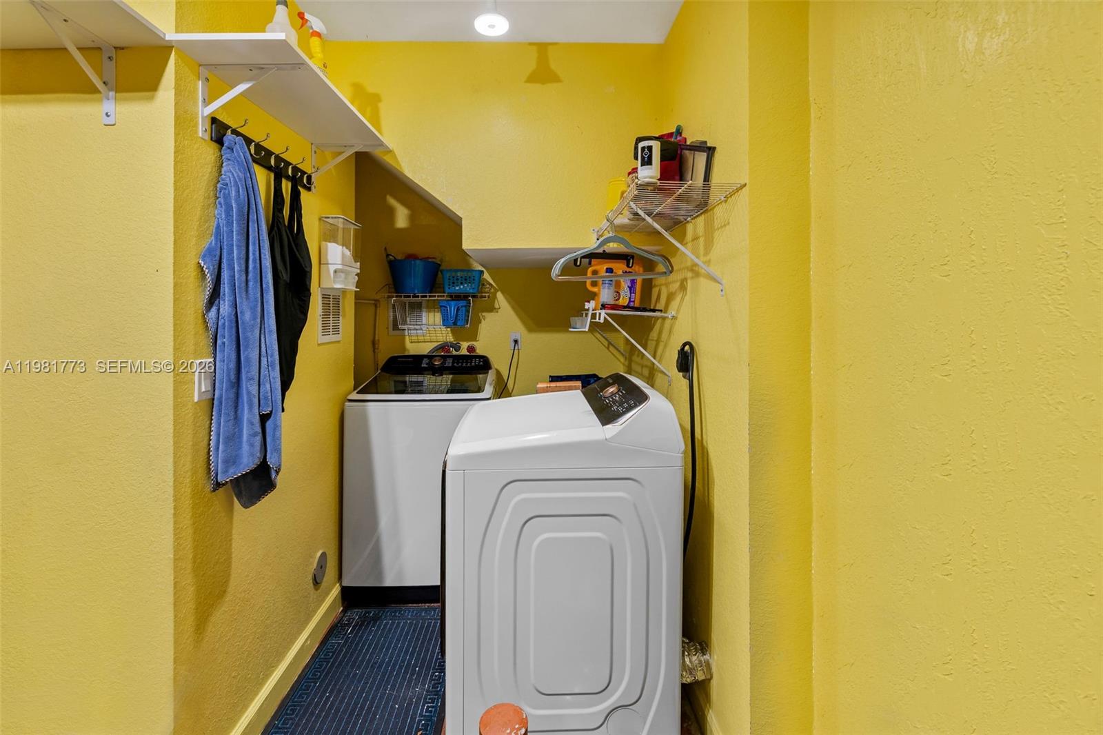 SANTA BARBARA - Residential