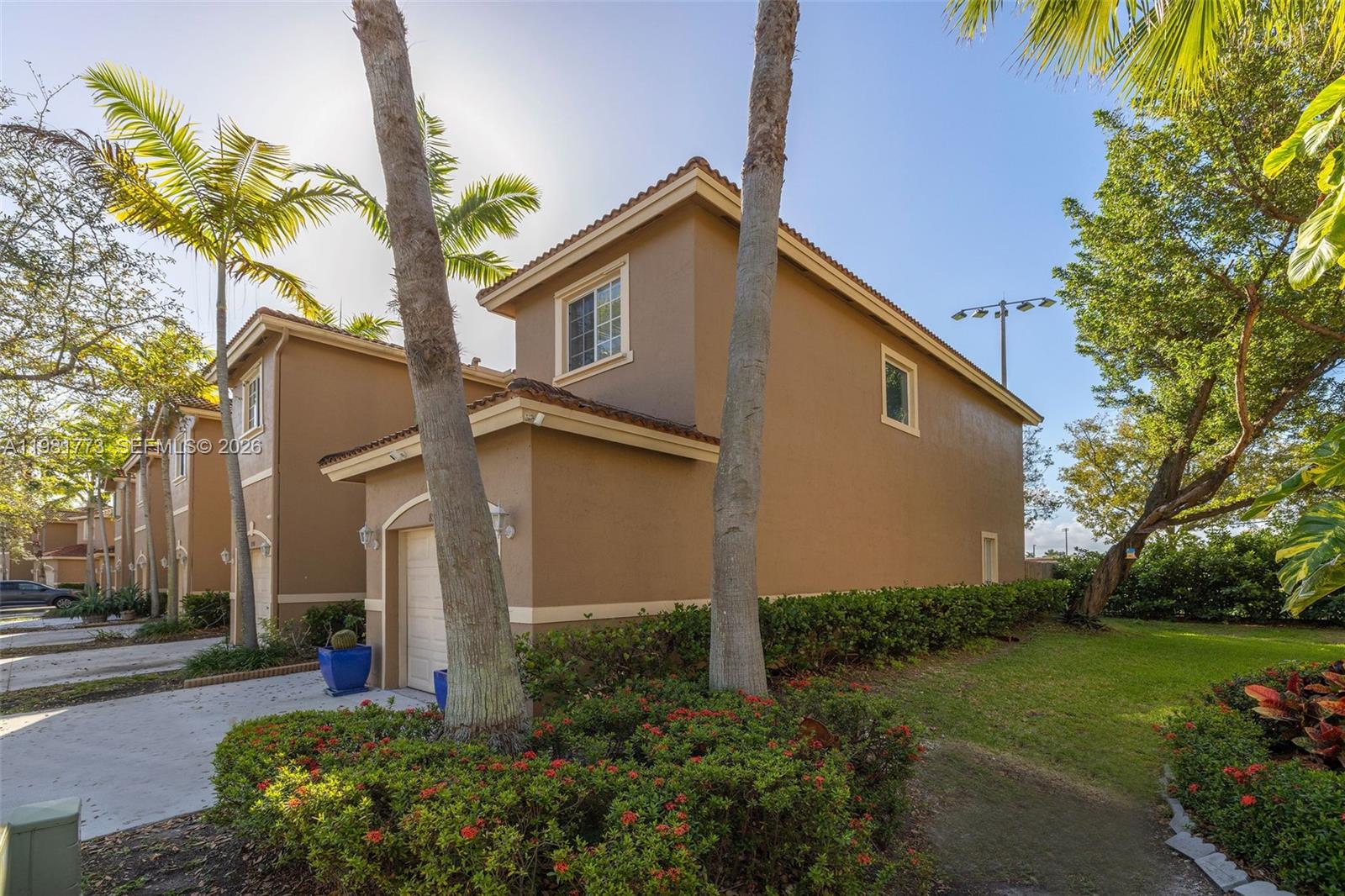 SANTA BARBARA - Residential