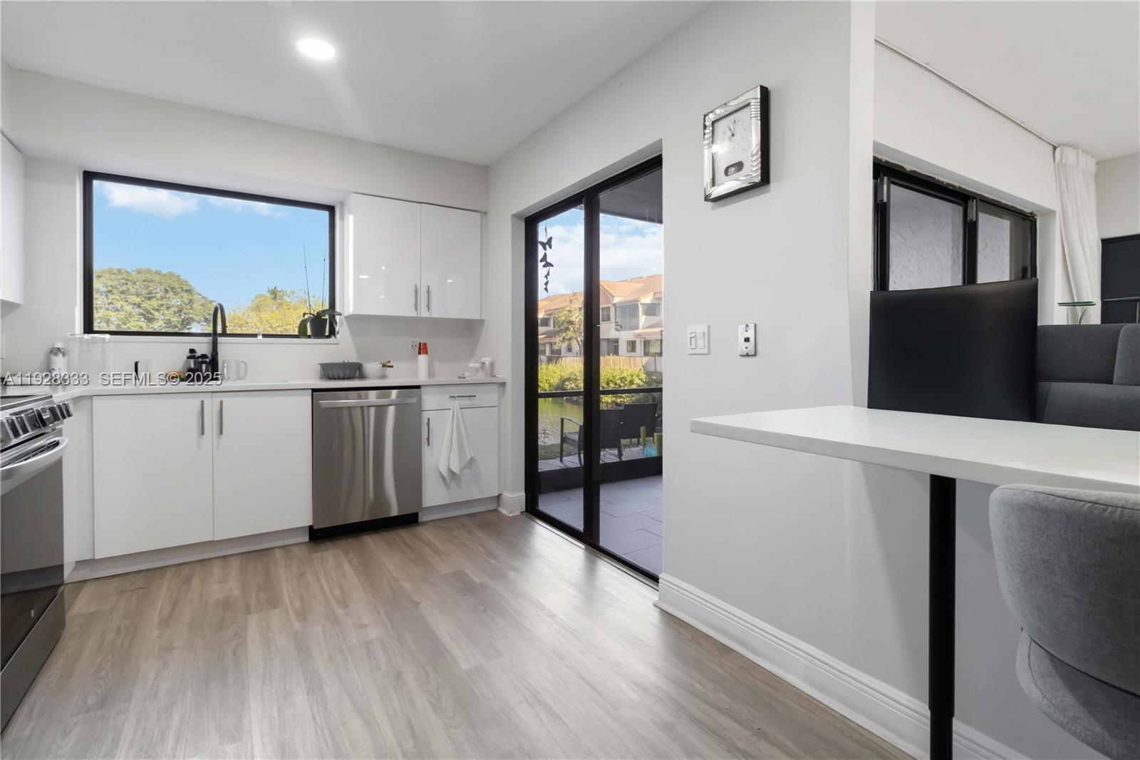 EMERALD OAKS 17 CONDO - Residential Lease