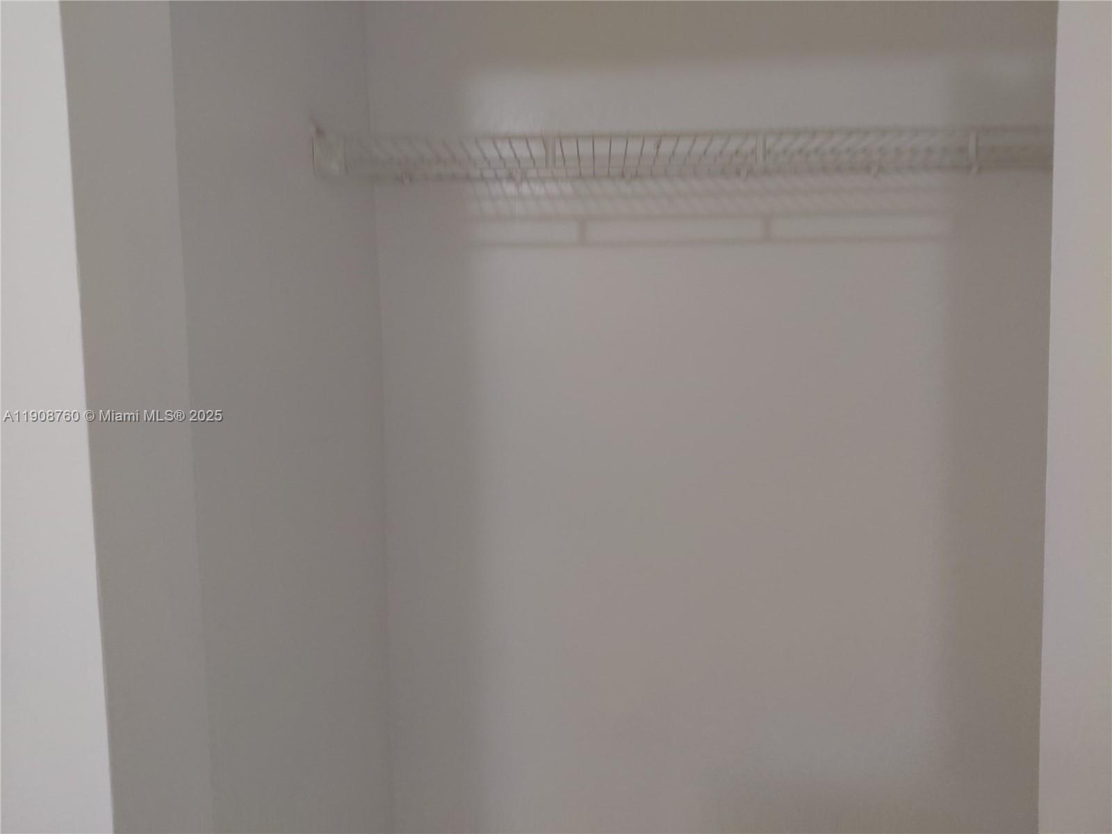 MEMORIAL VILLAS CONDO - Residential Lease