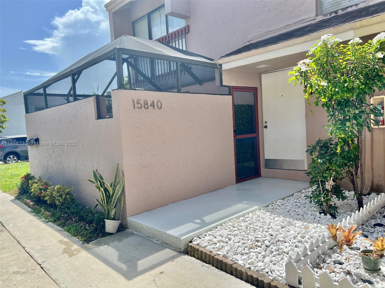 PINEBROOKE CONDO S - Residential Lease