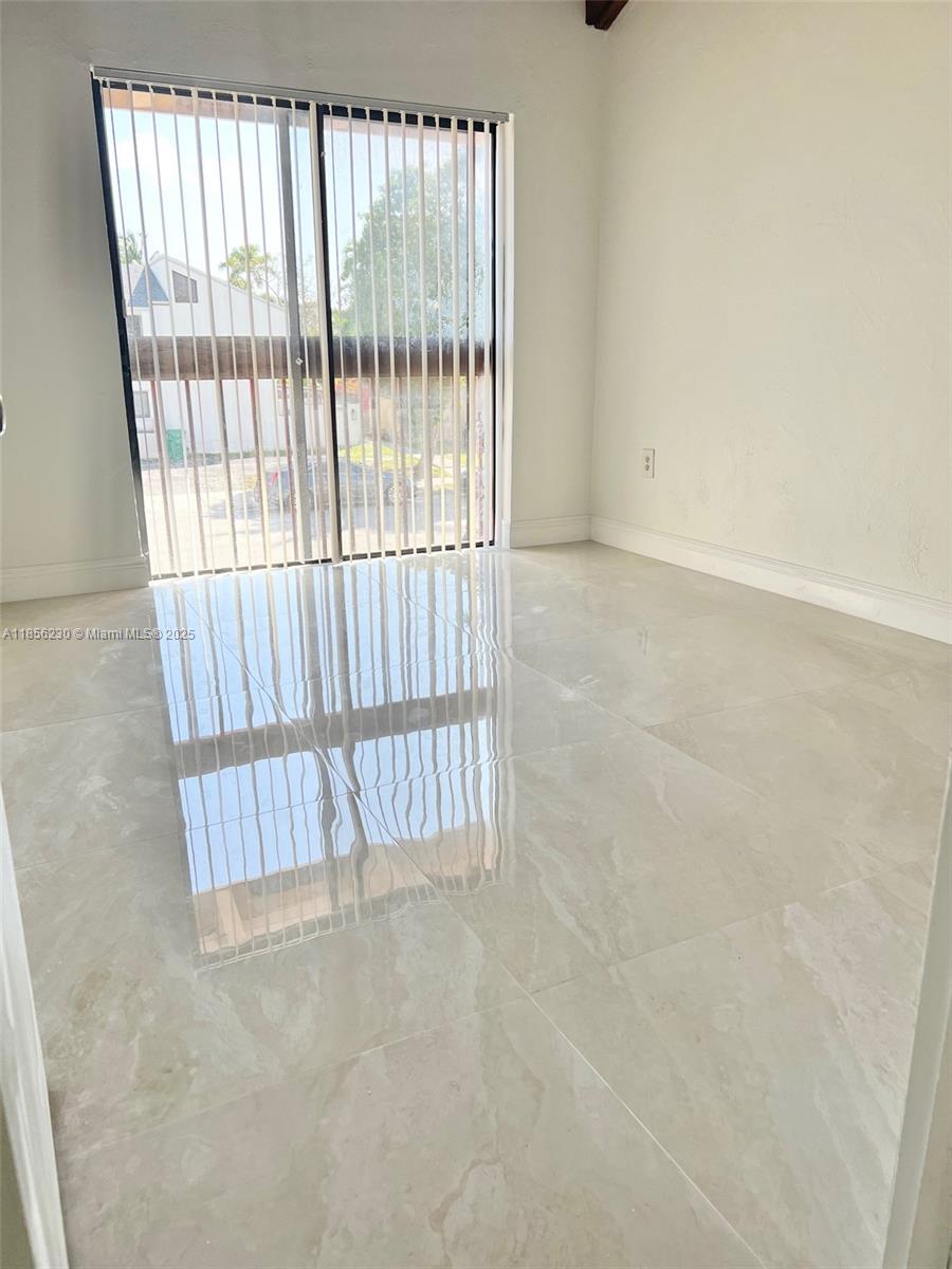 PINEBROOKE CONDO S - Residential Lease