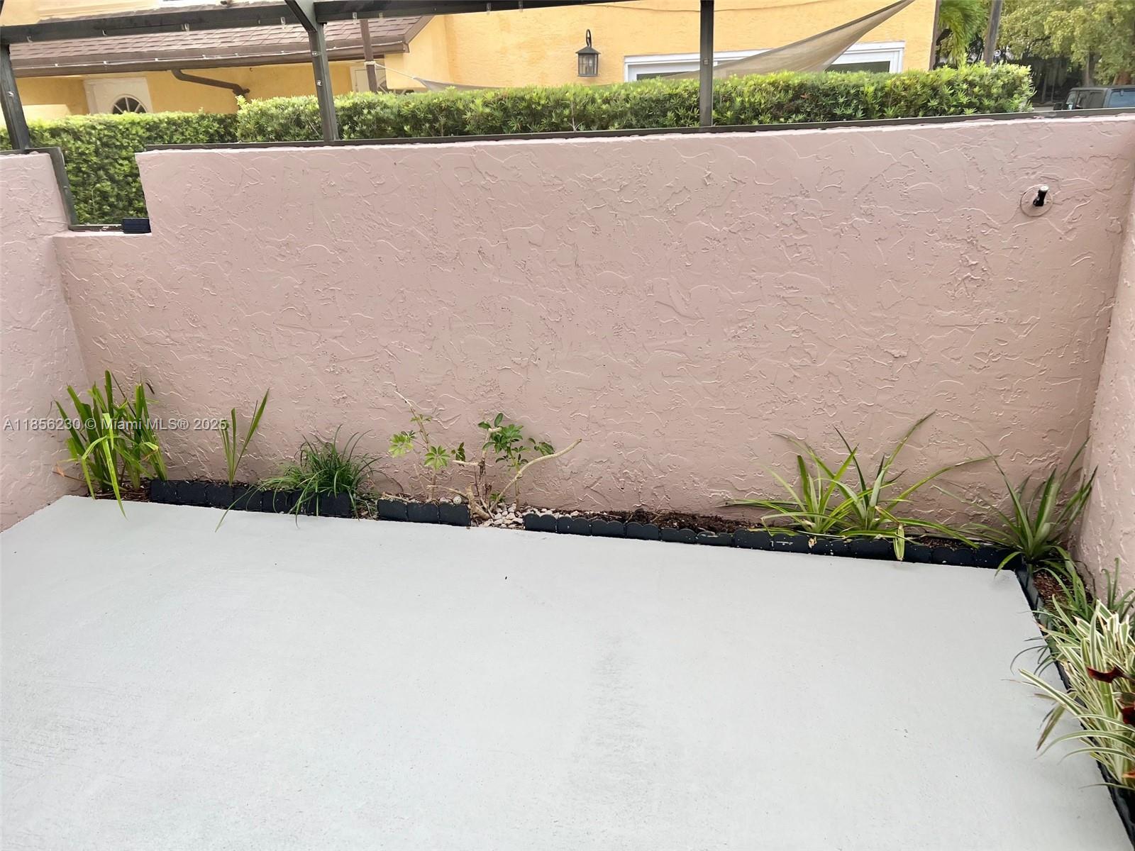 PINEBROOKE CONDO S - Residential Lease