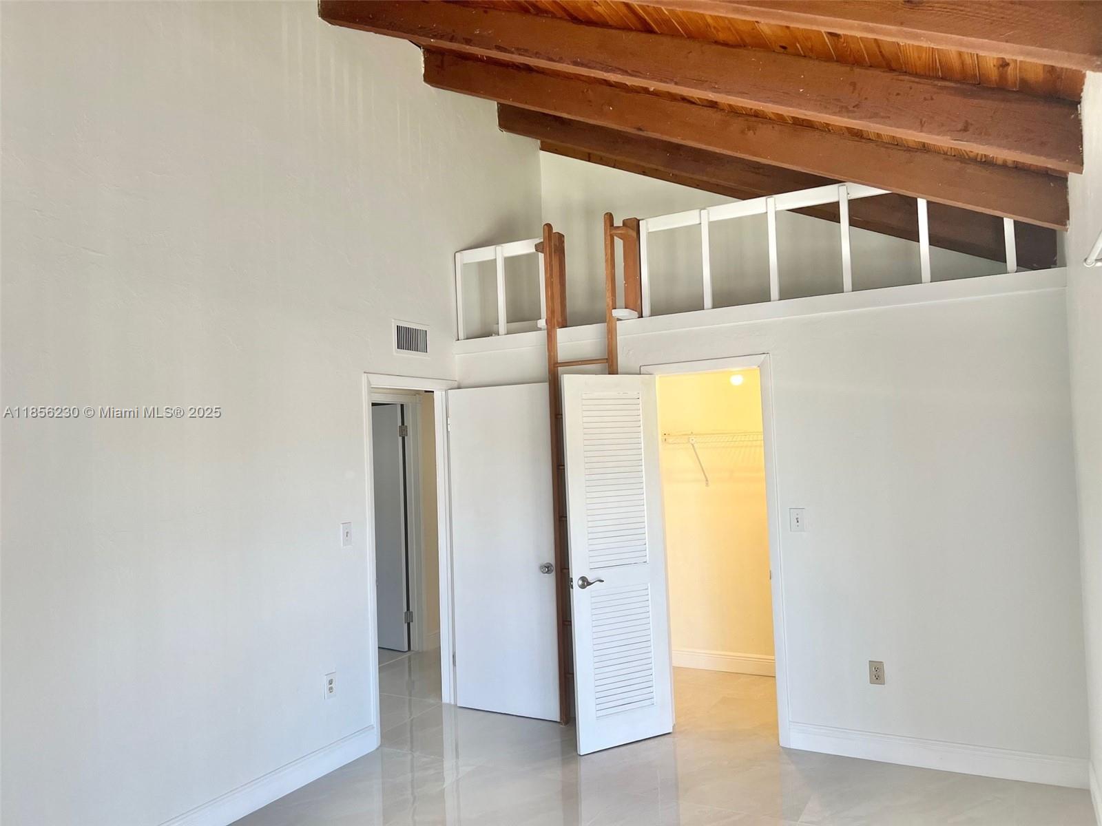 PINEBROOKE CONDO S - Residential Lease