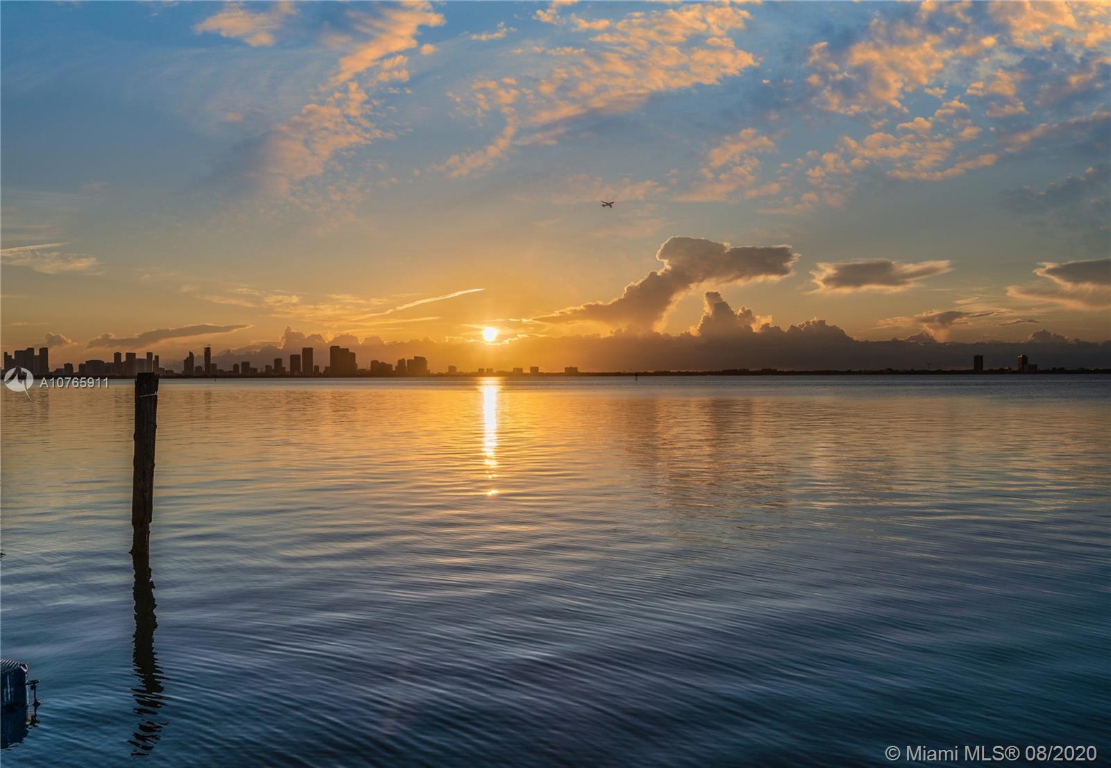 LA GORCE GOLF SUB - Residential