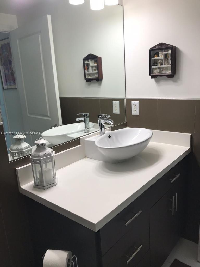 VUE AT BRICKELL CONDO - Residential Lease